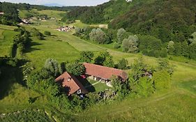 Guesthouse Darkwood